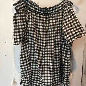 Off-the-shoulder gingham top, NWT